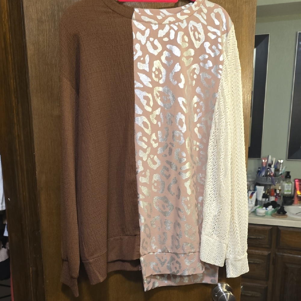 Source Unknown Brown and Cream Colorblock Blouse